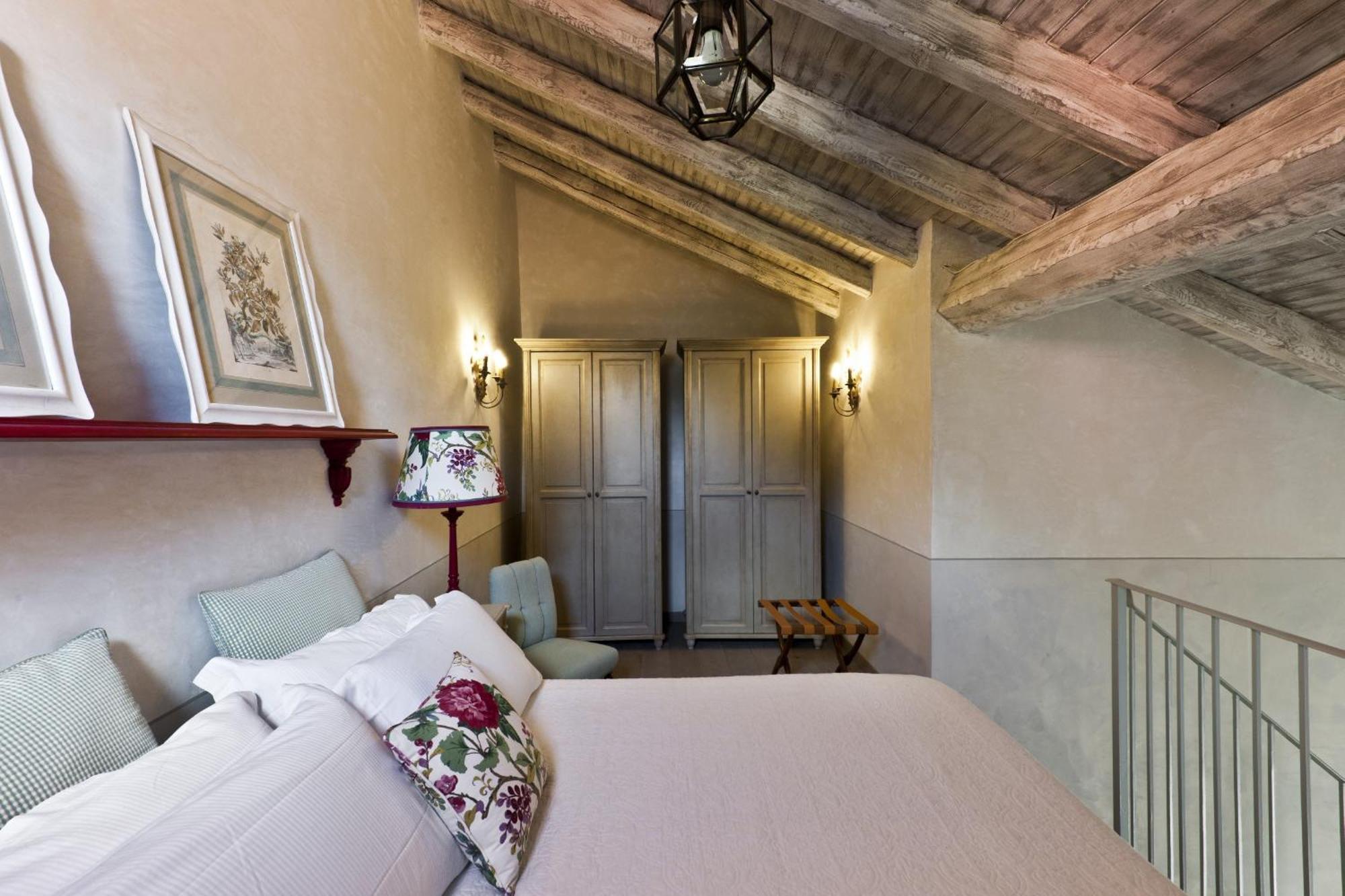 Relais Del Maro Hotel Borgomaro Luaran gambar